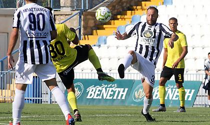Τα βάζουν με τον... εαυτό τους στον Απόλλωνα