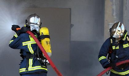 Πυρκαγιά σε κλαμπ στο κέντρο της Αθήνας τα ξημερώματα