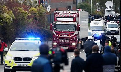 Έσεξ: Υπάρχουν άλλα δύο φορτηγά «θανάτου» – Τι καταγγέλλουν συγγενείς των θυμάτων