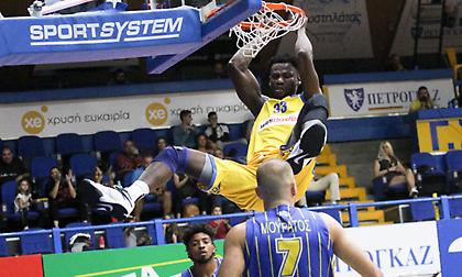 Ασταμάτητο Περιστέρι, σάρωσε και το Λαύριο!