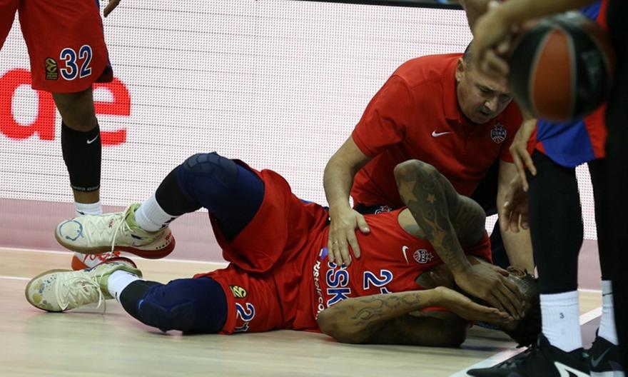 Ευχές του Ολυμπιακού στον Κλάιμπερν