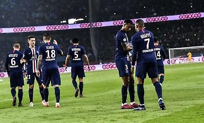 Ντόρτια σε ένα ημίχρονο η Παρί και στο +8