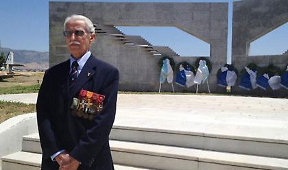Κ. Χατζηλάκος - Ο 99χρονος πιλότος του Β Παγκοσμίου: «Να μη ξεχνάμε, να τιμούμε, να επαγρυπνούμε»