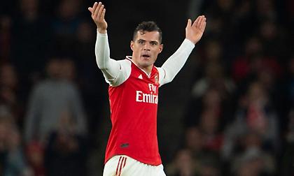 Έμερι: «Να σέβεται τον κόσμο ο Τζάκα»