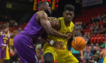 Basketball Champions League: Το εντυπωσιακό ξεκίνημα στα ριμπάουντ των Τόμπσον και Ριβέρο!