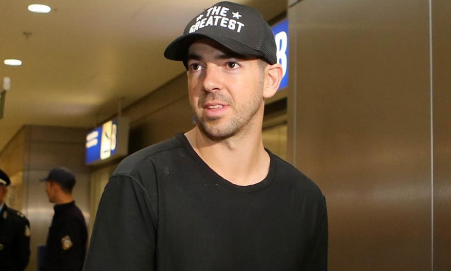 Στην Ελλάδα για τον Ολυμπιακό ο Ρότσεστι (pics/video)