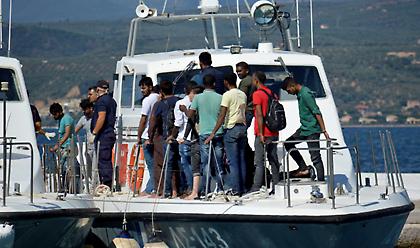 Το σχέδιο για την αποσυμφόρηση των νησιών