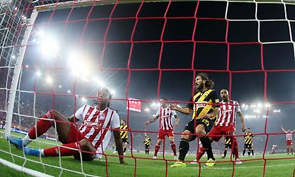 Ο Σεμέδο και το γρήγορο γκολ, που σημαίνει Ολυμπιακός- ΑΕΚ 11-0-0 και 36-5!