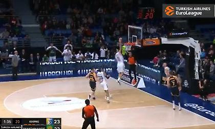 Ασίστ του Καλάθη πίσω από την πλάτη και κάρφωμα του Παπαπέτρου (video)