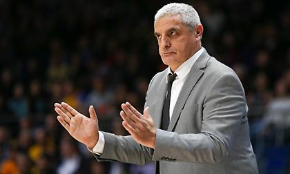 Οι «μαχαιριές» του Λαμόνικα στον ΠΑΟ και ο... προκλητικός Τίμα!