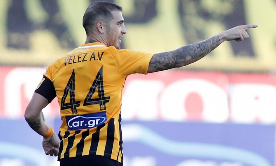 Τα είπε σε καλό κλίμα με τον μάνατζερ του Βέλεθ ο Καρυπίδης