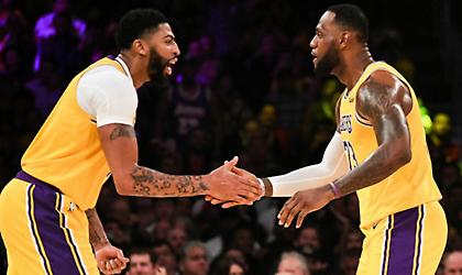 Μαγεία Ντέιβις και 40άρα επί του Μέμφις, νίκη οι Χιτ στο ντεμπούτο του Μπάτλερ!