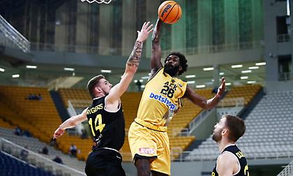 Με ατσαλένια άμυνα λύγισε την Αντβέρπ και γιάτρεψε τις πληγές της η ΑΕΚ