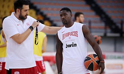 Δέδας στον ΣΠΟΡ FM: «Η ομάδα ήταν πνευματικά έτοιμη, νίκη με Μακάμπι για να έχει αξία»