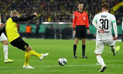 «Καθάρισε» ο Μπραντ για Ντόρτμουντ, πρόκριση με Ντοστ η Άιντραχτ