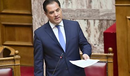 Γεωργιάδης: Υπό εξέταση οι χρεώσεις τριών συστημικών τραπεζών