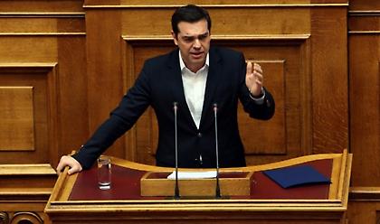Τσίπρας: Τα κάνατε θάλασσα στο προσφυγικό