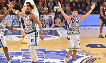 Έριξε κατοστάρα η Σάσαρι και βρέθηκε δεύτερη