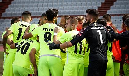 Σοκ για την Καλαμάτα και τριπλή ισοβαθμία στην κορυφή!