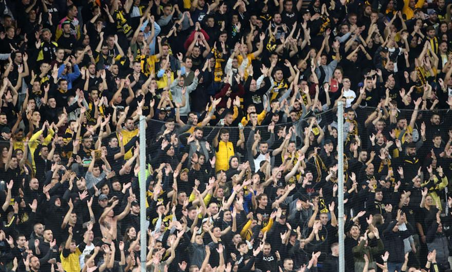 Αποδοκιμασίες για ΑΕΚ στο ημίχρονο