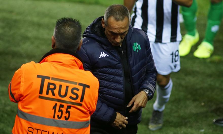 Αποβλήθηκε ο Δώνης