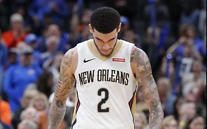 Ο Λόνζο Μπολ γύρισε το πόδι του δύο φορές σε μία φάση (video)