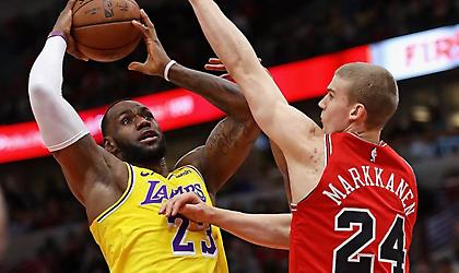 Το νέο triple-double του ΛεΜπρόν (video)