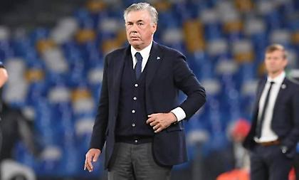 Χαμός στην Νάπολι – «Πόλεμος» μεταξύ Αντσελότι, παικτών και Ντε Λαουρέντις