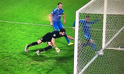 Η απίθανη γκέλα του τερματοφύλακα σε φάουλ του Ρονάλντο που αξιοποίησε ο Ράμσεϊ! (video)