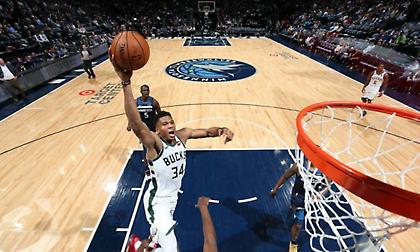 Σάρωσε και τους Κλίπερς ο Γιάννης!