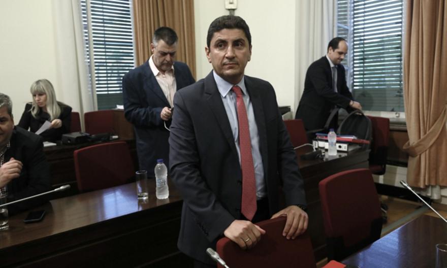 Αυγενάκης: «Είμαστε ένα βήμα πριν την πλήρη ονομαστικοποίηση των εισιτηρίων»