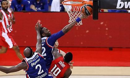 Ντάνστον: «Έπαιζα με πόνους, αλλά πάντα θέλω να δίνω ό,τι έχω»