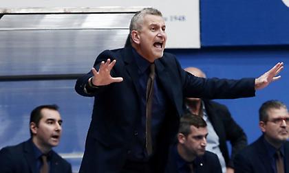 Ζούρος: «Δεν είχαμε ρυθμό και ενέργεια, σημαντική η πρόκριση στα ημιτελικά»