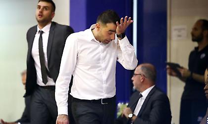 Έντονες παρατηρήσεις Χαραλαμπίδη, στο «Παλατάκι» ως το ξημέρωμα οι παίκτες του ΠΑΟΚ