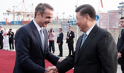 Γερμανόφωνος Τύπος: Η Αθήνα υποδέχεται τον πλούσιο θείο από την Κίνα