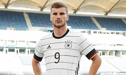 Γκάφα με ονόματα παικτών στη νέα φανέλα της Γερμανίας!