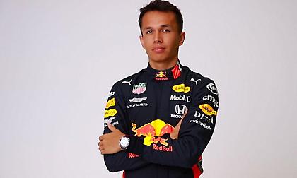 Αναβάθμισε σε 2ο πιλότο της τον Αλεξάντερ Αλμπόν η Red Bull