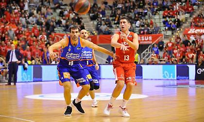 Λαρεντζάκης: «Στην ΑΕΚ μου είπαν ότι αν δεν ανανέωνα δεν θα έπαιζα»