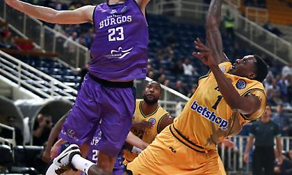 Το πρώτο καλάθι του Τσάλμερς με την ΑΕΚ (video)