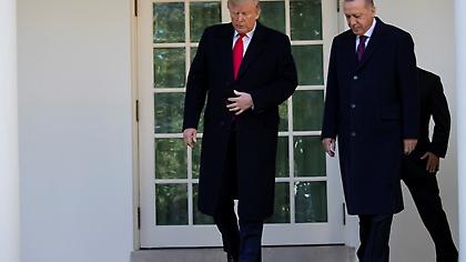 Εναλλακτικές λύσεις στα μαχητικά F-35 συζητούν Τραμπ-Ερντογάν