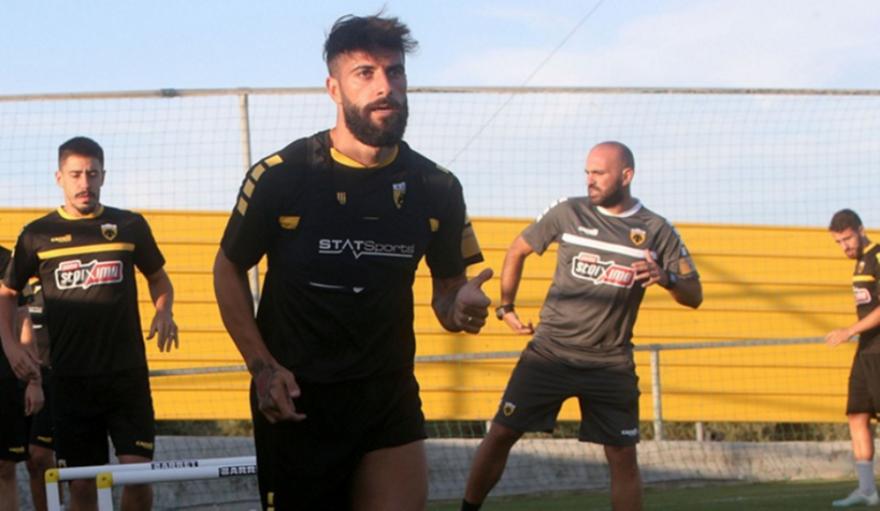 Τους κρατάει στην τσίτα ο Κωστένογλου