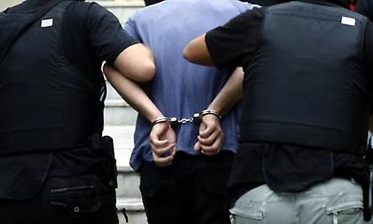 Συνέλαβαν κύκλωμα που νοίκιαζε ανύπαρκτα σπίτια και έπαιρνε προκαταβολές