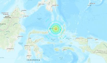 Σεισμός 7,1 Ρίχτερ στην Ινδονησία-Προειδοποίηση για τσουνάμι