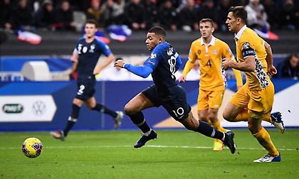 Νίκη με ανατροπή για τη Γαλλία, ισοπαλία στην Αλβανία