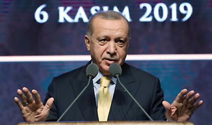 Πενιχρά αποτελέσματα της επίσκεψης Ερντογάν στις ΗΠΑ