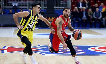 «Γονάτισε» τη Φενέρ και βγήκε MVP ο Τζέιμς!