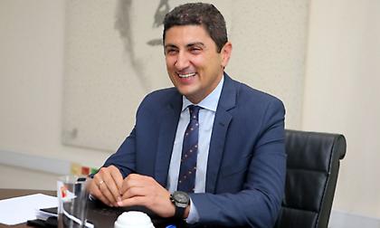 Συναντάται με τον Ολυμπιακό ο Αυγενάκης