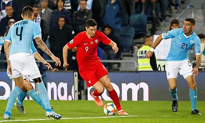 Πρώτη και καλύτερη η Πολωνία, πέρασε και η Αυστρία