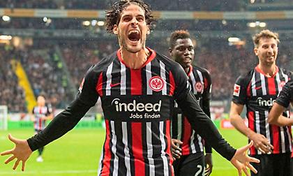 Τα… σκάει για Πασιένσια η Έβερτον, αρνείται η Άιντραχτ