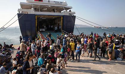 Πέντε έως δέκα προαναχωρησιακά κέντρα μεταναστών προβλέπει το σχέδιο της κυβέρνησης